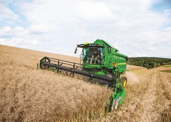 Зерноуборочные комбайны John Deere W550