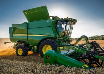 Зернозбиральні комбайни John Deere S770