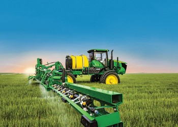 Самохідні обприскувачі John Deere R4030