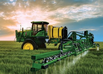 Самоходные опрыскиватели John Deere R4038